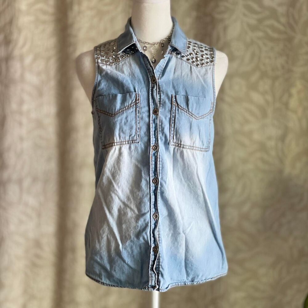 2010s‎ Mudd Studded Chambray Sleeveless Button Up Shirt Western Y2K Revival Sz S